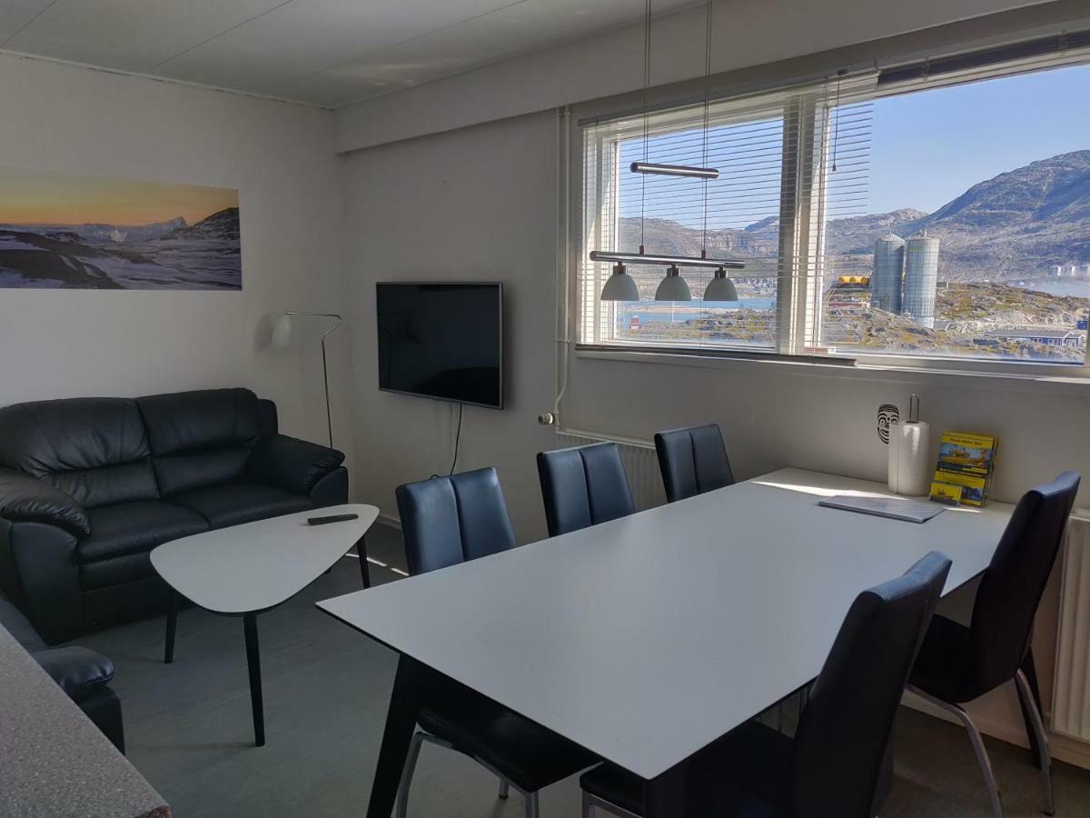 Vandrehuset 2 Og 3 Nuuk Bagian luar foto